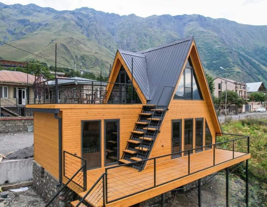 Magic Hut_Kazbegi Villa Exterior photo